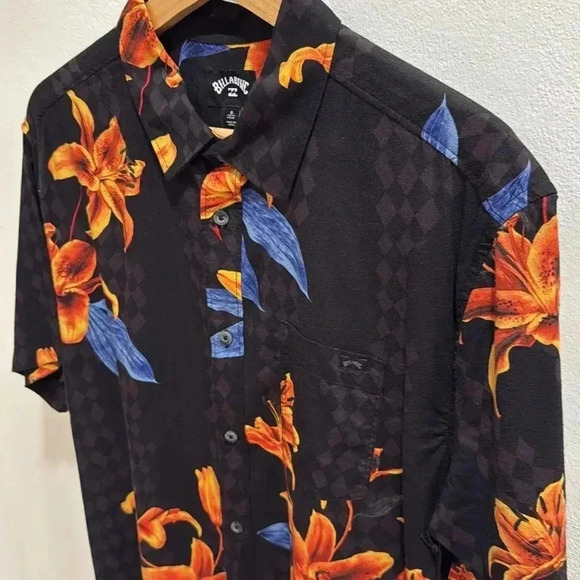 Billabong Sundays Short Sleeve Button Up - Charcoal - Size small - Picture 3 of 5